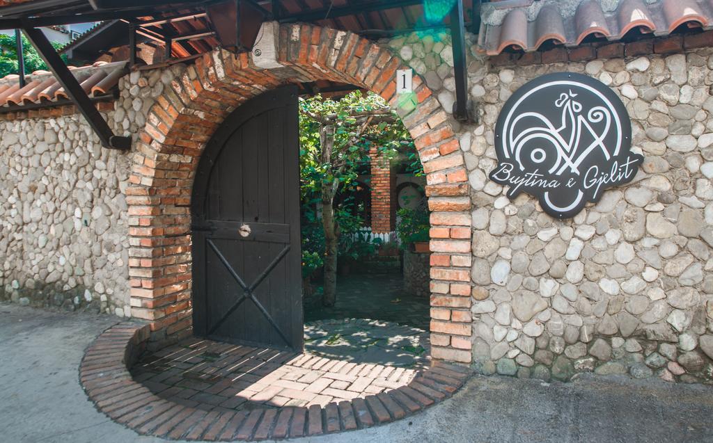 טיראנה Hotel Restaurant Bujtina E Gjelit מראה חיצוני תמונה