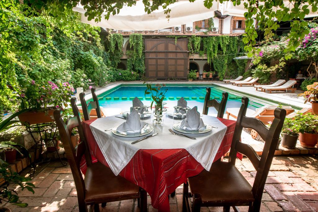 טיראנה Hotel Restaurant Bujtina E Gjelit מראה חיצוני תמונה