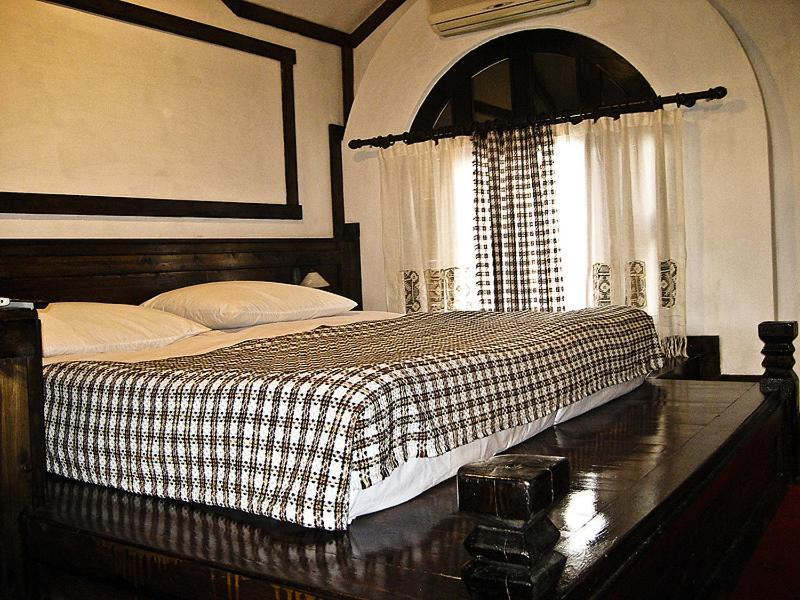 טיראנה Hotel Restaurant Bujtina E Gjelit חדר תמונה