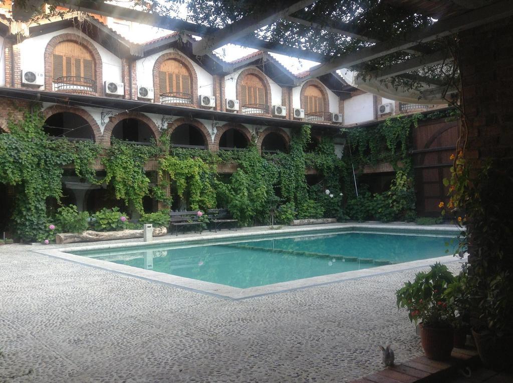 טיראנה Hotel Restaurant Bujtina E Gjelit מראה חיצוני תמונה